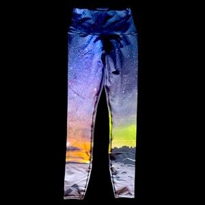 Colorado Threads Northern Lights Yoga Pants